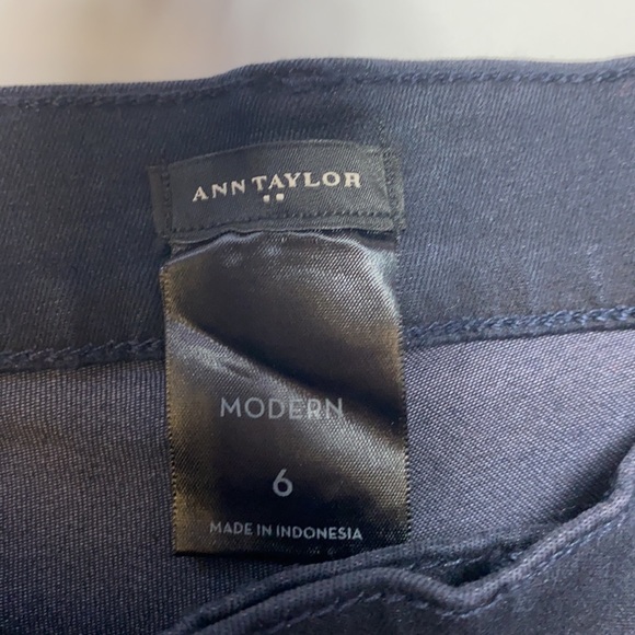 Ann Taylor women’s modern size 6 - Picture 2 of 3